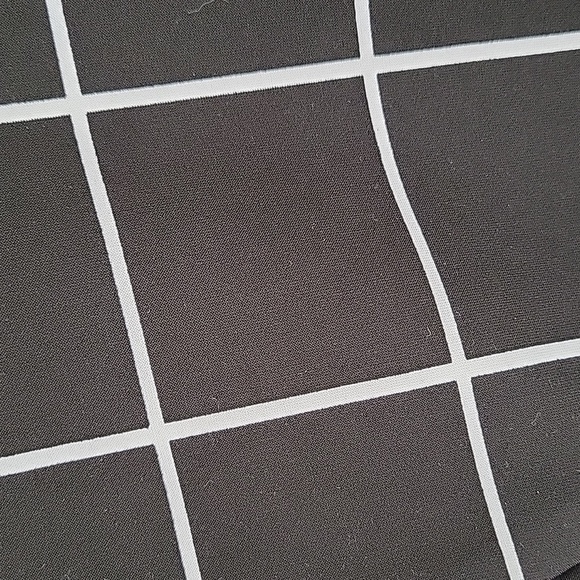 Plus size Olivia Rose capri pants - Picture 2 of 5